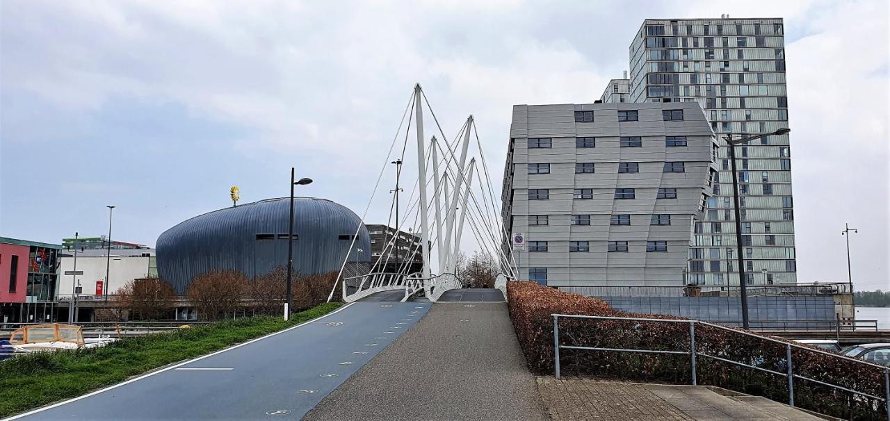 Inntermezzo Almere Exterior foto